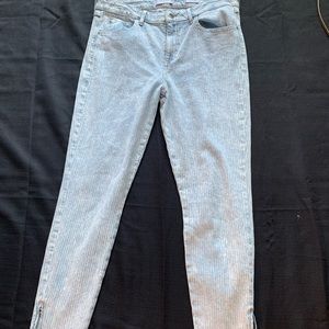Guess Jeans